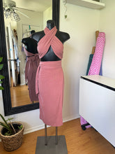Load image into Gallery viewer, Mauve Wrap Skirt with tie sides
